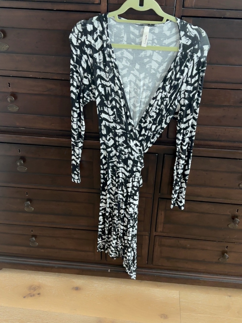 Loveappella Black and White Long Sleeve Wrap Dress